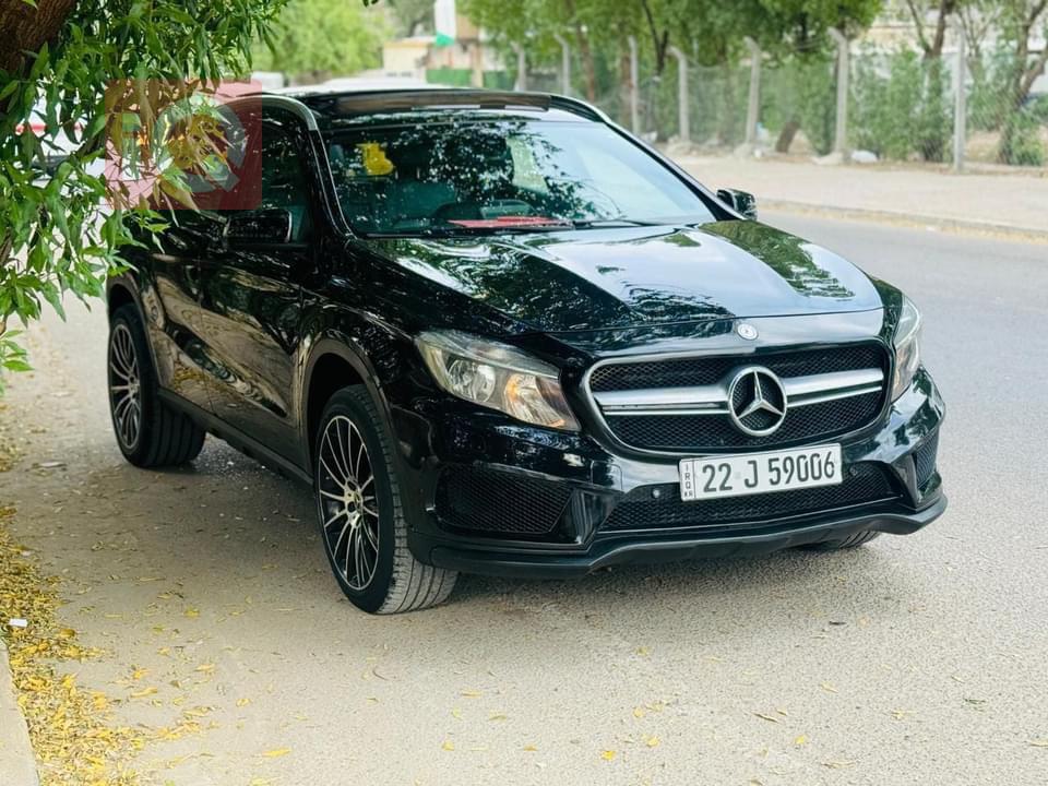 مێرسێدس بێنز GLA